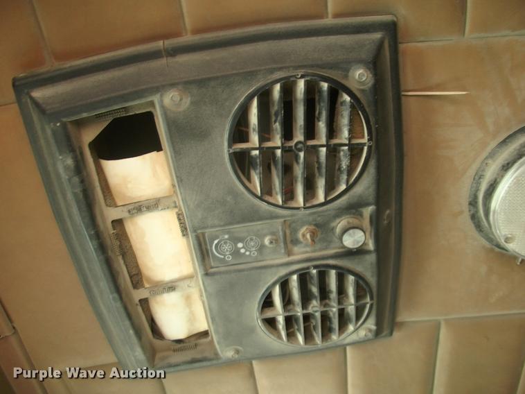 image for item DK9594 1990 Peterbilt dump truck