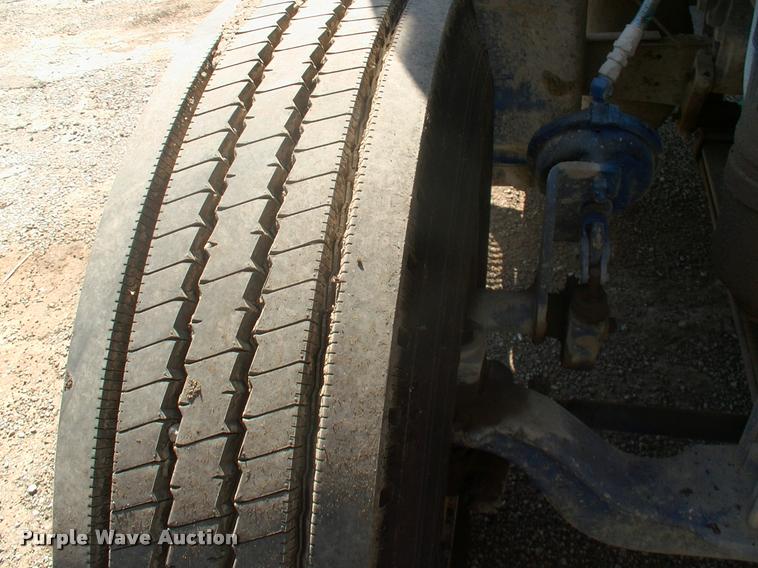 image for item DK9594 1990 Peterbilt dump truck