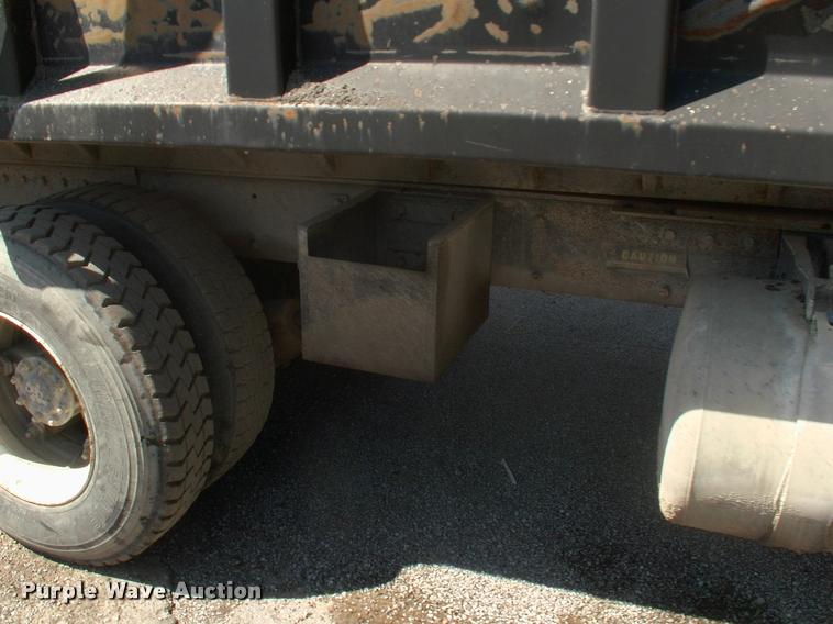 image for item DK9594 1990 Peterbilt dump truck