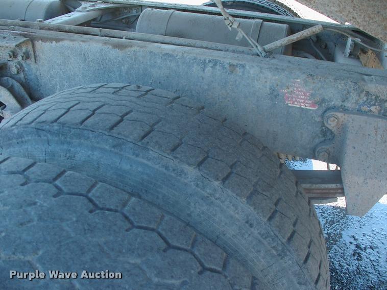 image for item DK9595 1989 Freightliner FLD dump truck