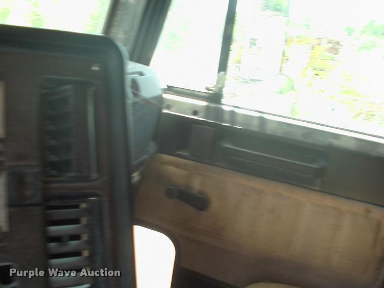 image for item DK9595 1989 Freightliner FLD dump truck