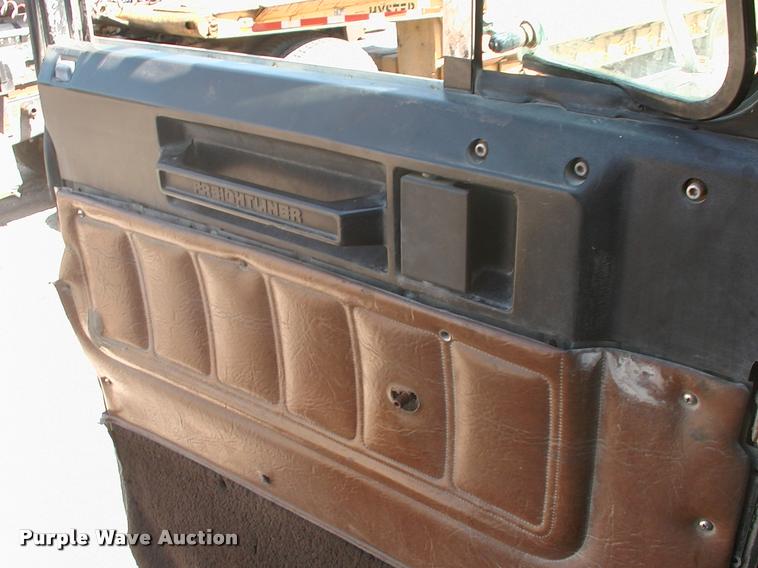 image for item DK9595 1989 Freightliner FLD dump truck