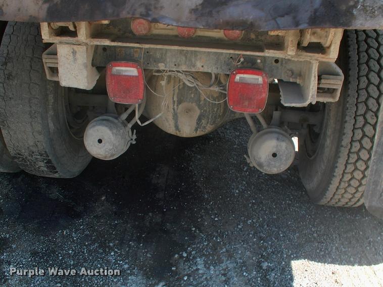 image for item DK9595 1989 Freightliner FLD dump truck