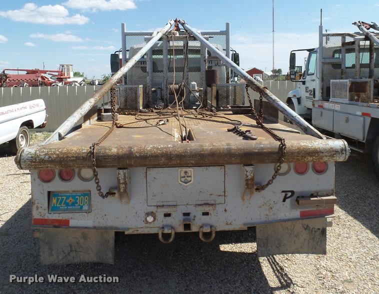 image for item DL9096 2013 International DuraStar 4300 flatbed truck