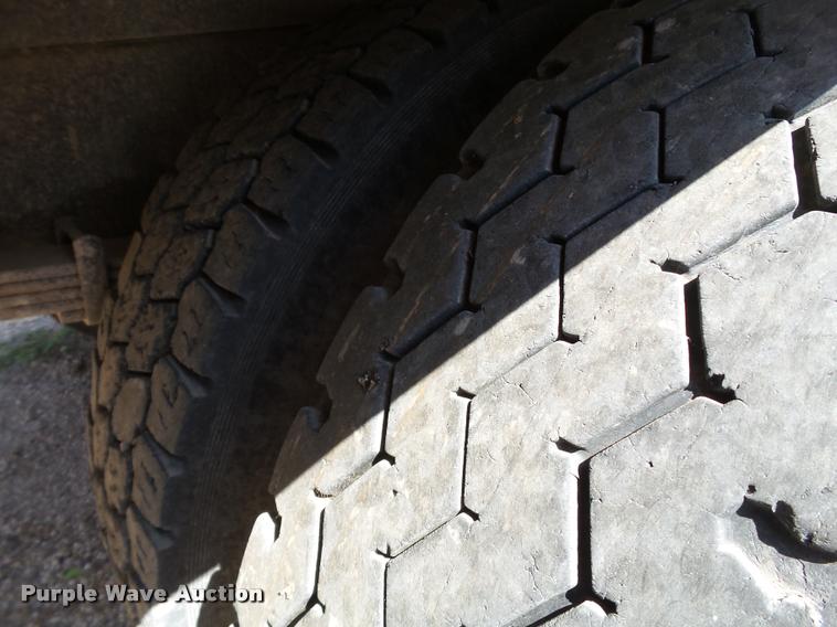 image for item DL9096 2013 International DuraStar 4300 flatbed truck