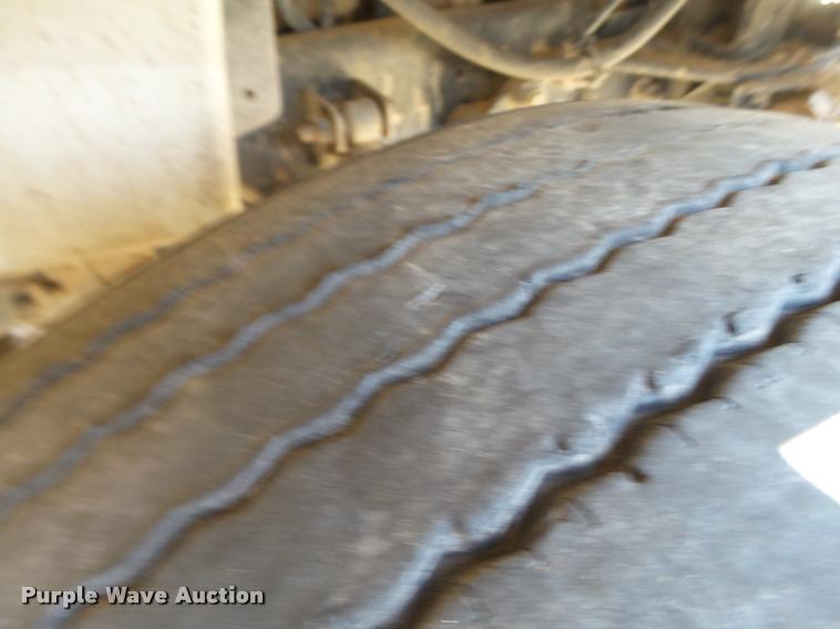 image for item DL9096 2013 International DuraStar 4300 flatbed truck