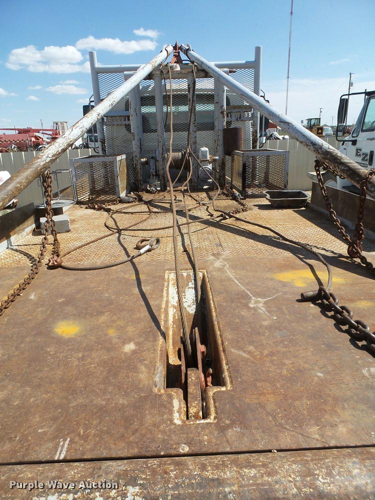 image for item DL9096 2013 International DuraStar 4300 flatbed truck