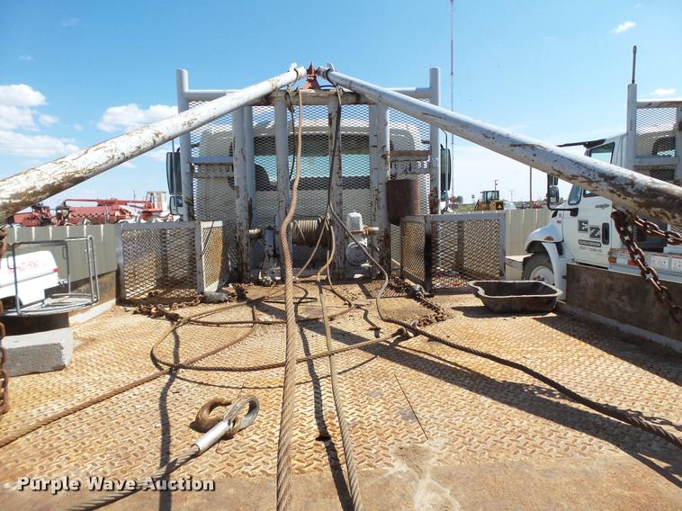 image for item DL9096 2013 International DuraStar 4300 flatbed truck