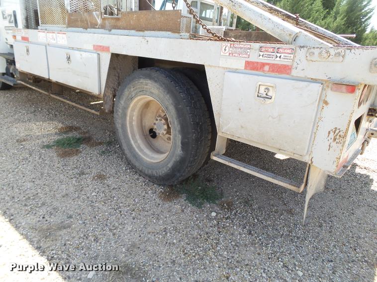 image for item DL9096 2013 International DuraStar 4300 flatbed truck