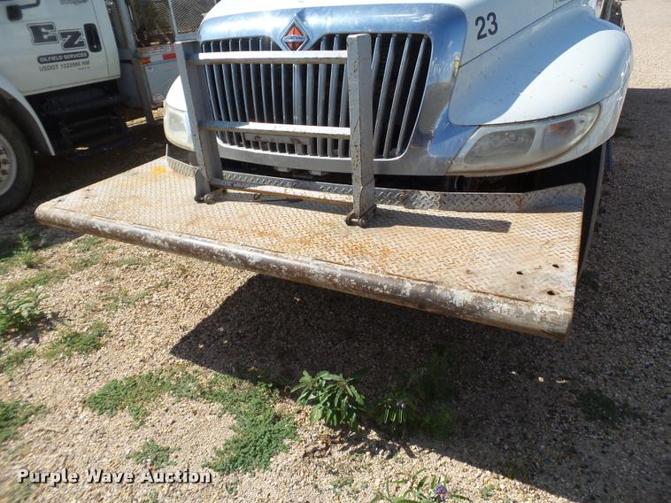 image for item DL9096 2013 International DuraStar 4300 flatbed truck