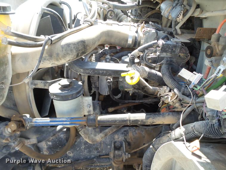 image for item DL9096 2013 International DuraStar 4300 flatbed truck