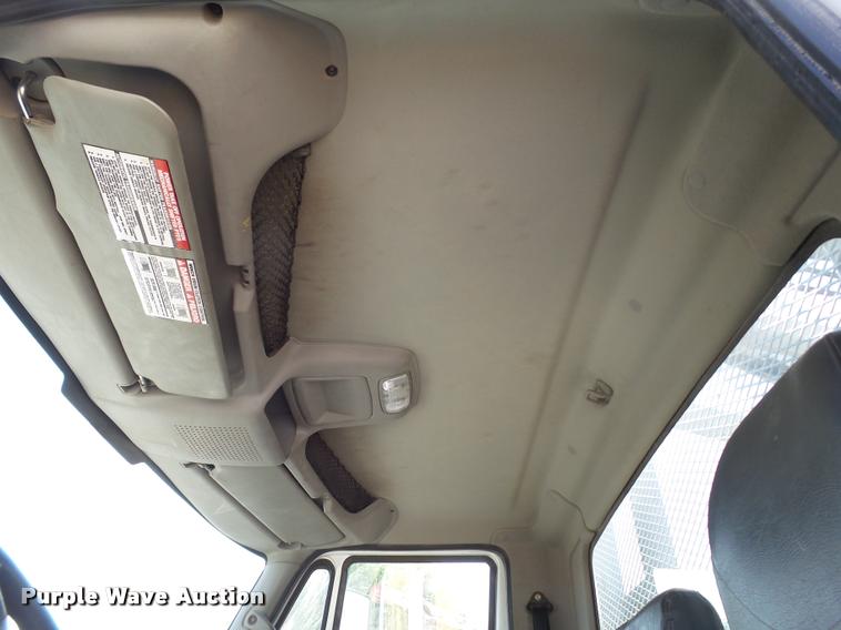 image for item DL9096 2013 International DuraStar 4300 flatbed truck