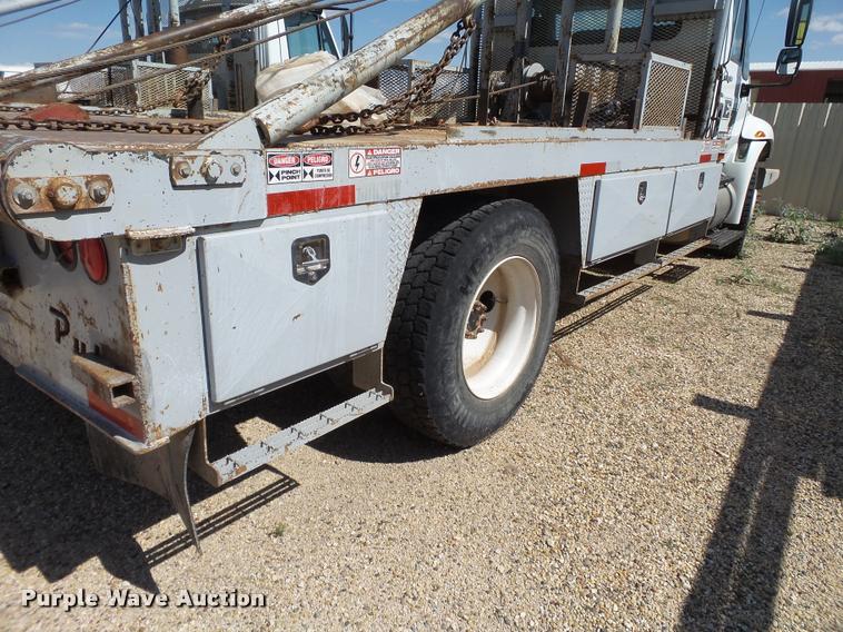 image for item DL9097 2013 International DuraStar 4300 flatbed truck