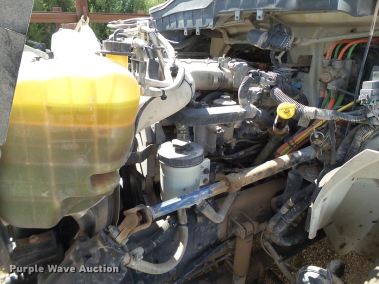 image for item DL9097 2013 International DuraStar 4300 flatbed truck