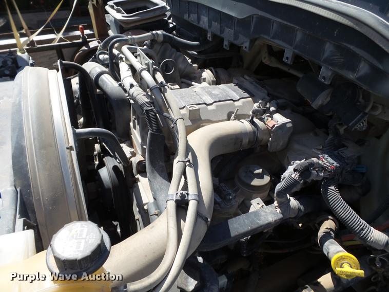 image for item DL9097 2013 International DuraStar 4300 flatbed truck