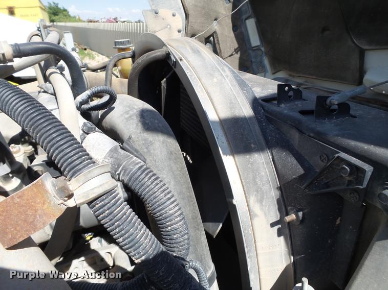 image for item DL9097 2013 International DuraStar 4300 flatbed truck