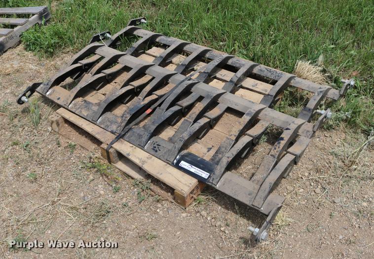 image for item DM9378 (3) bolt-on cutting edges