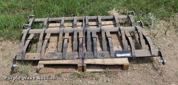 image for item DM9378 (3) bolt-on cutting edges