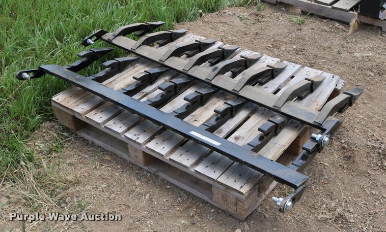 image for item DM9379 (2) bolt-on cutting edges