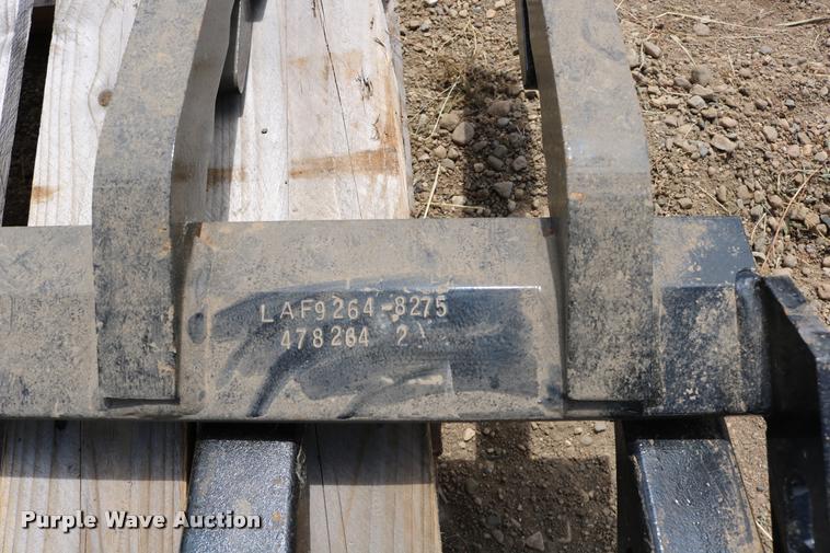 image for item DM9379 (2) bolt-on cutting edges