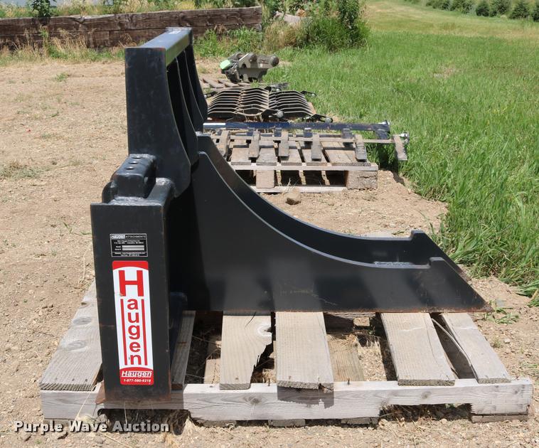 image for item DM9382 Haugen rock digger