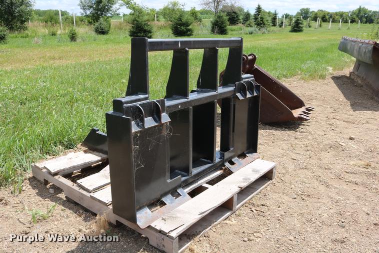 image for item DM9382 Haugen rock digger