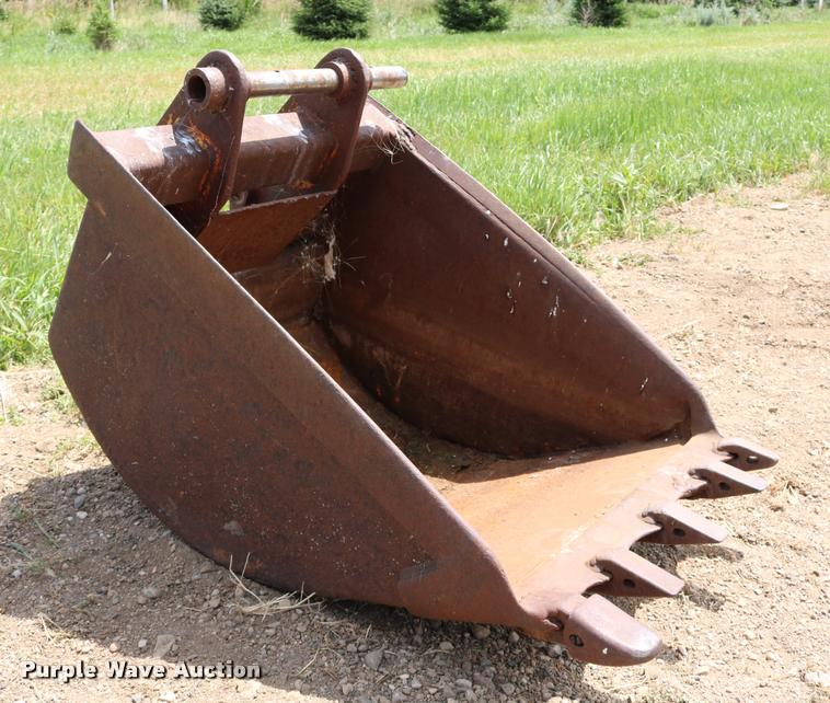 image for item DM9383 Bucket