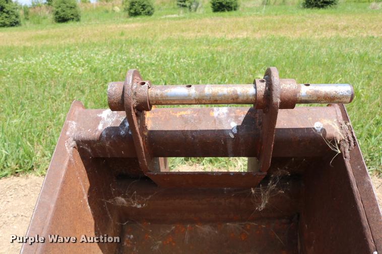 image for item DM9383 Bucket