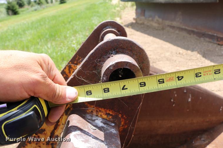 image for item DM9383 Bucket