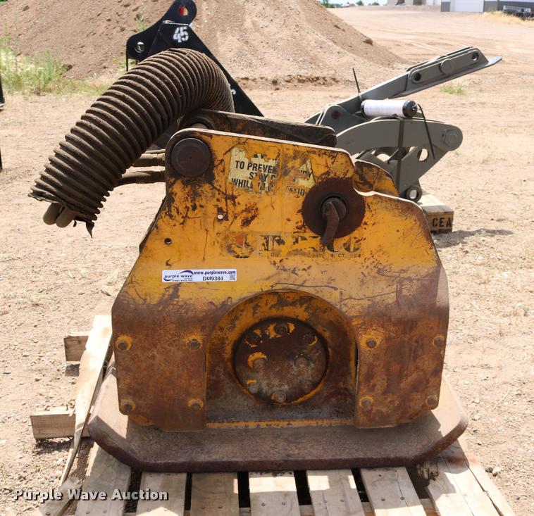 image for item DM9384 Indeco plate compactor