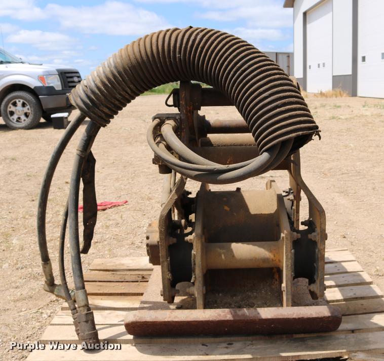 image for item DM9384 Indeco plate compactor