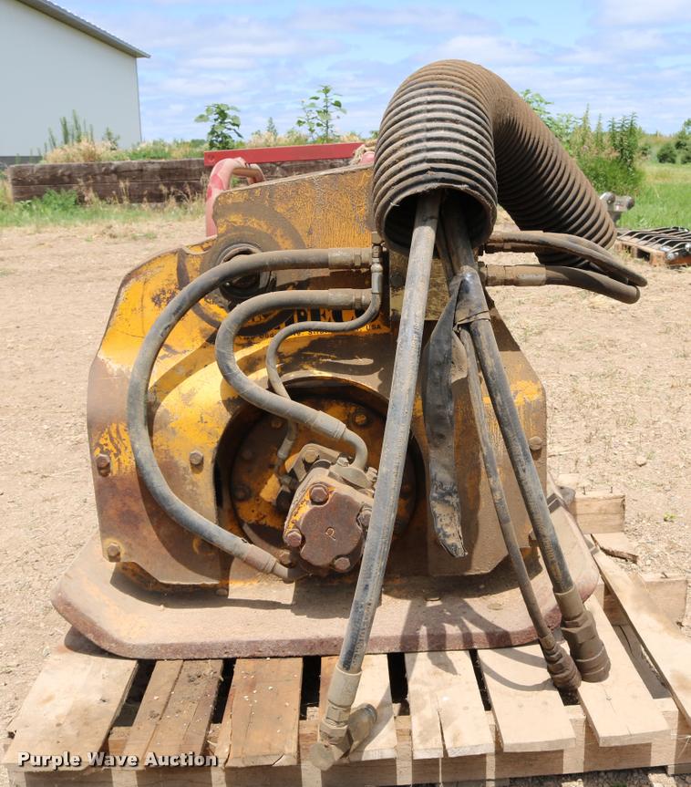 image for item DM9384 Indeco plate compactor