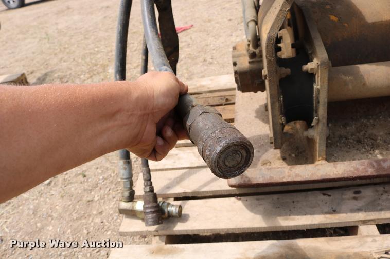 image for item DM9384 Indeco plate compactor