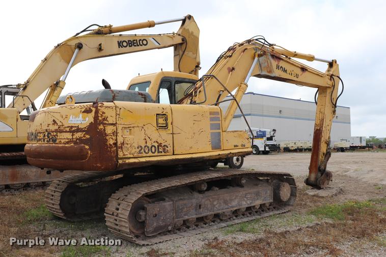 image for item DQ9482 Komatsu PC200LC excavator
