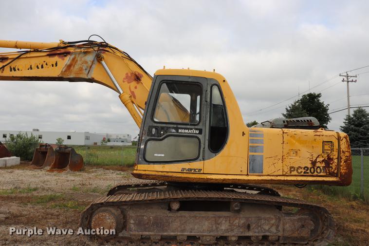 image for item DQ9482 Komatsu PC200LC excavator