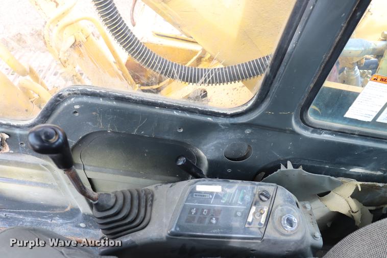 image for item DQ9482 Komatsu PC200LC excavator