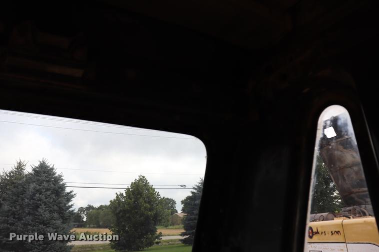 image for item DQ9482 Komatsu PC200LC excavator