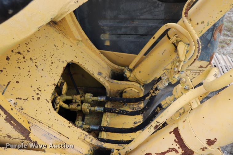 image for item DQ9482 Komatsu PC200LC excavator