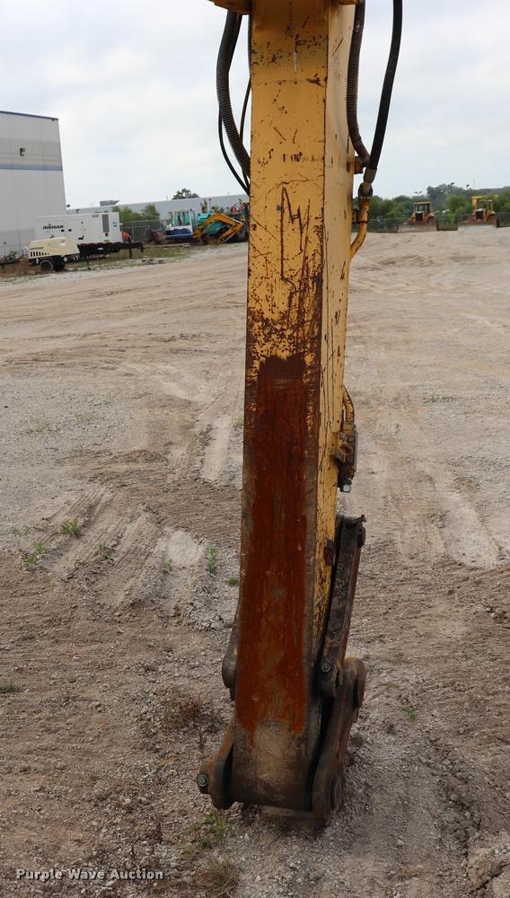 image for item DQ9482 Komatsu PC200LC excavator