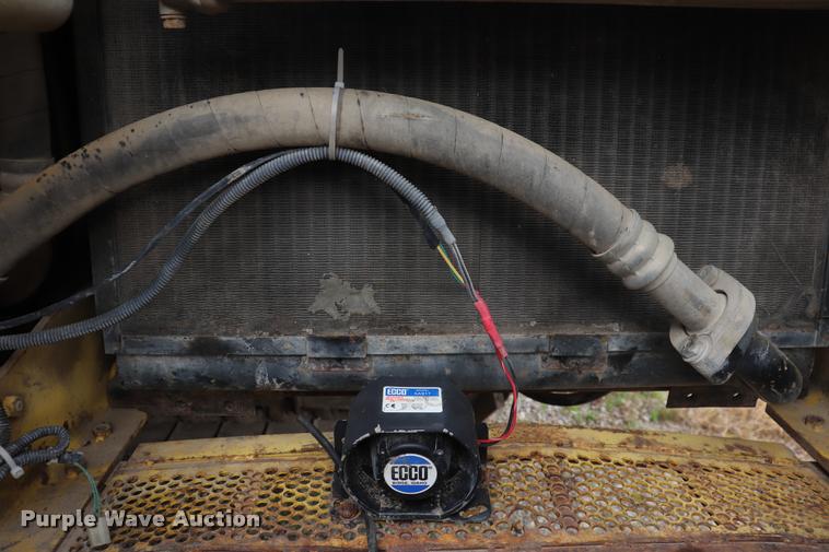 image for item DQ9482 Komatsu PC200LC excavator