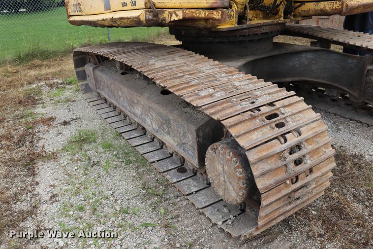 image for item DQ9482 Komatsu PC200LC excavator