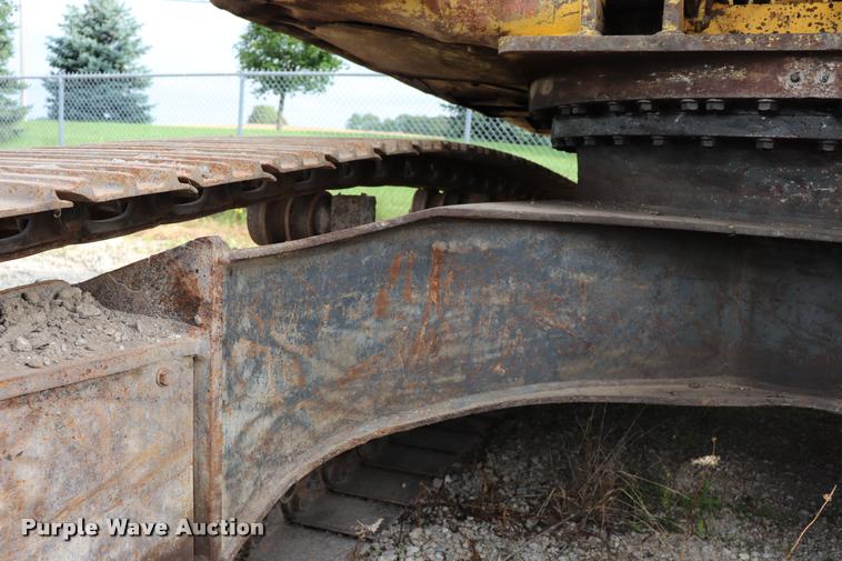 image for item DQ9482 Komatsu PC200LC excavator