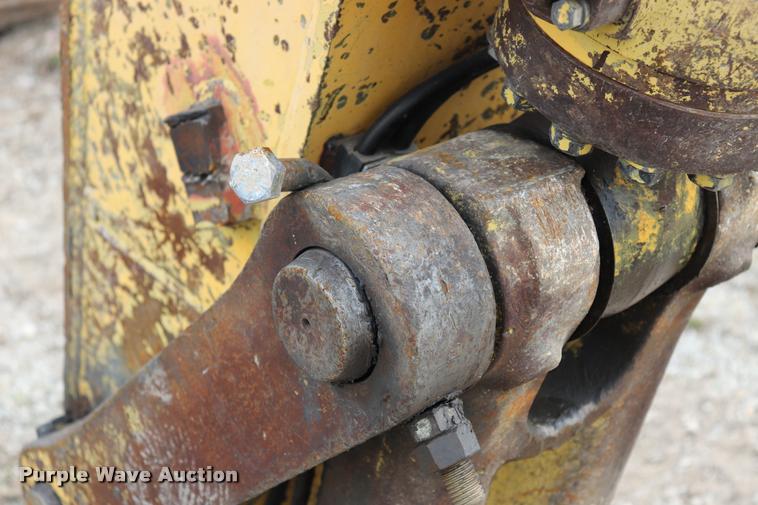 image for item DQ9482 Komatsu PC200LC excavator