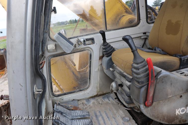 image for item DQ9483 1997 Kobelco SK400LC excavator