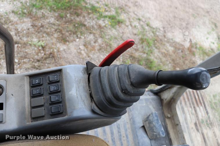 image for item DQ9483 1997 Kobelco SK400LC excavator