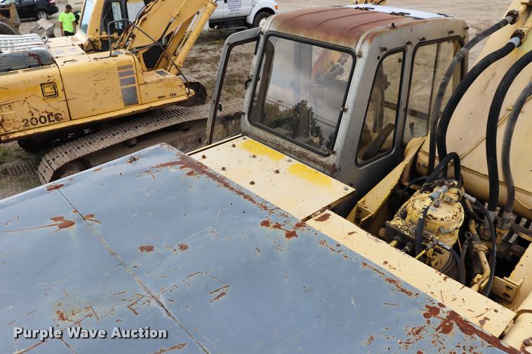 image for item DQ9483 1997 Kobelco SK400LC excavator