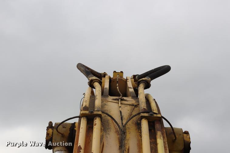 image for item DQ9483 1997 Kobelco SK400LC excavator