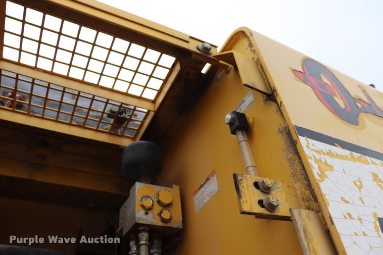 image for item DQ9483 1997 Kobelco SK400LC excavator