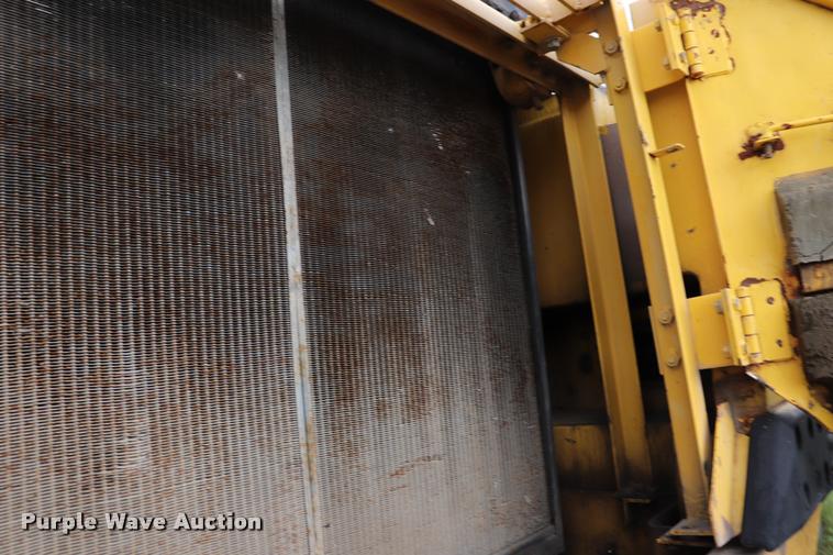 image for item DQ9483 1997 Kobelco SK400LC excavator