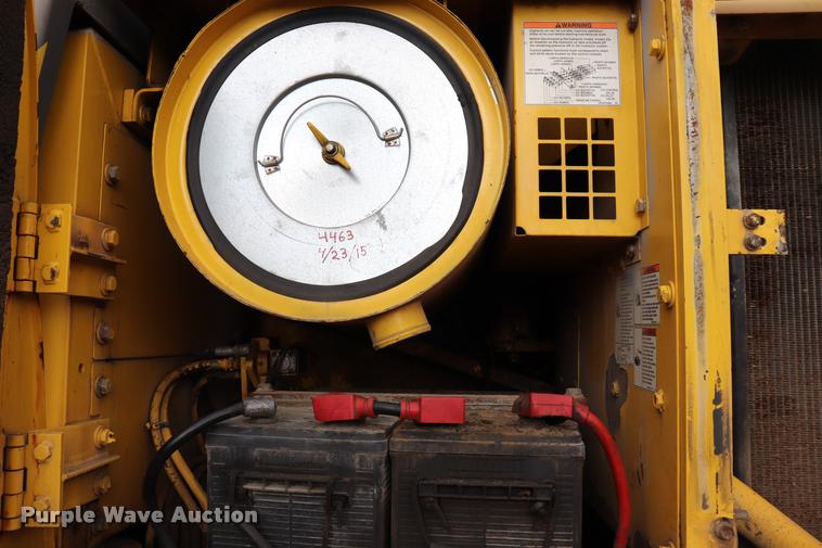 image for item DQ9483 1997 Kobelco SK400LC excavator